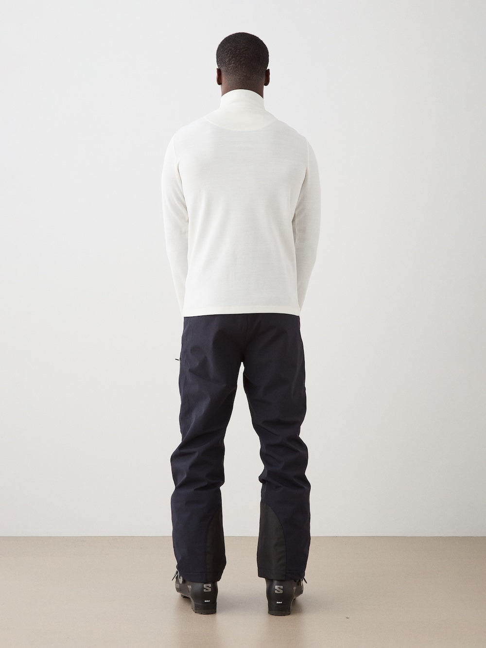 Moore ZipUp Solid Men in Off White, alternate view 2