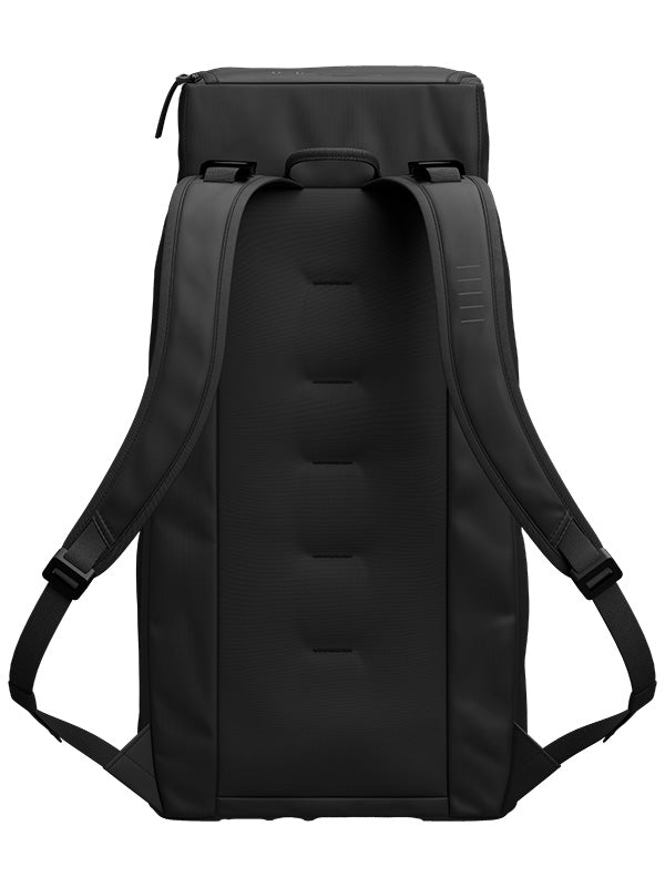 Db The Hugger Backpack 30L Black Out