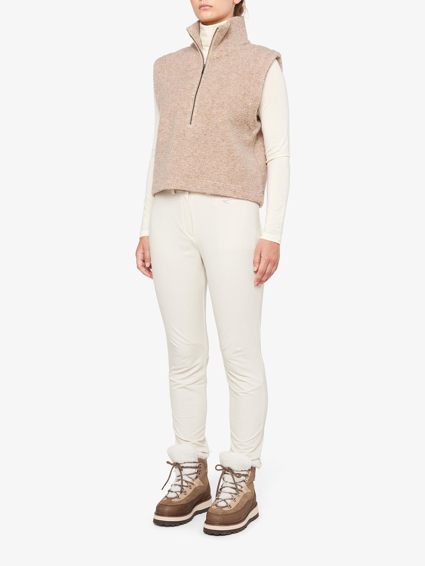 Alta Vest Women