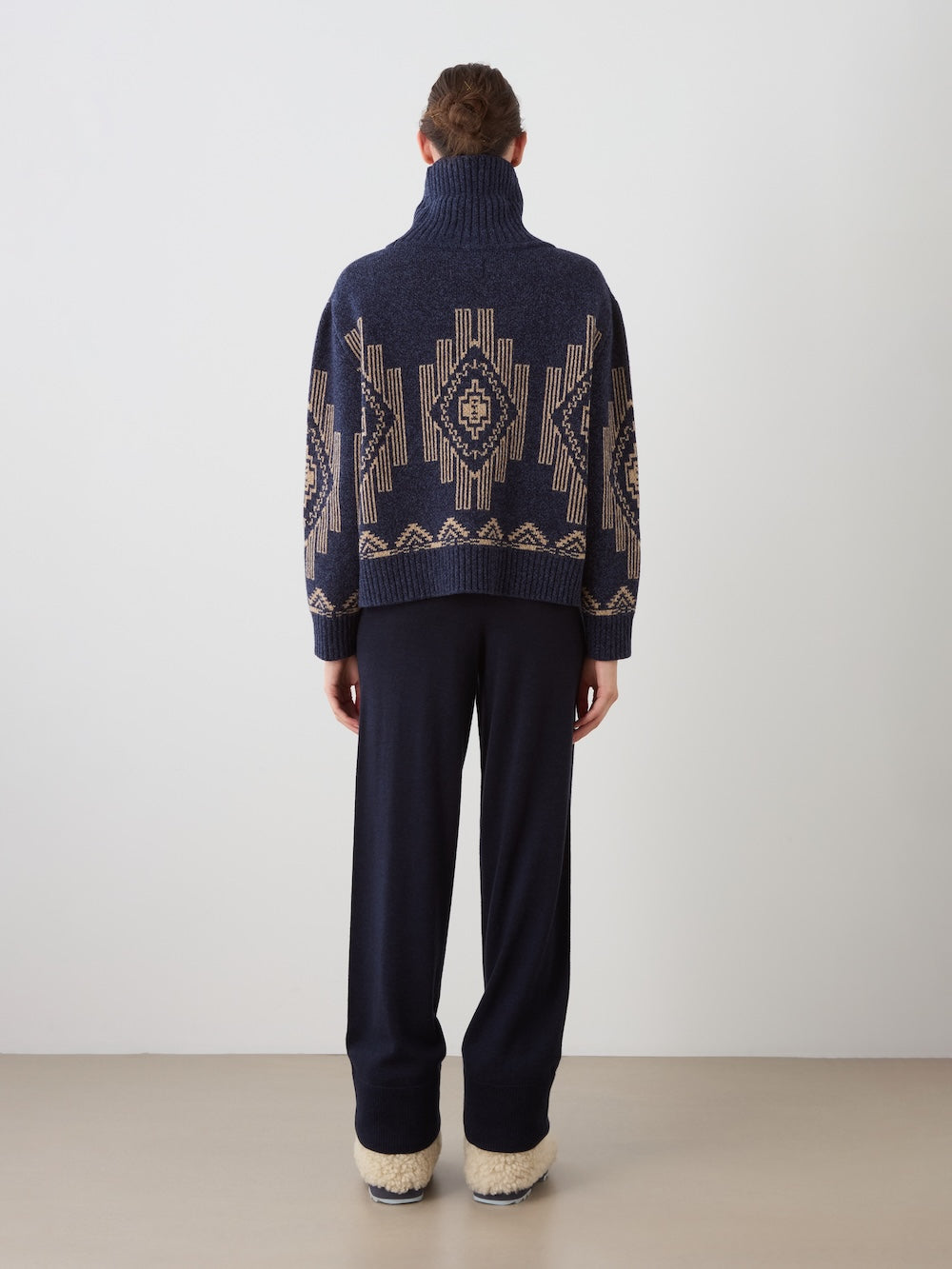 Pioneer Sweater women