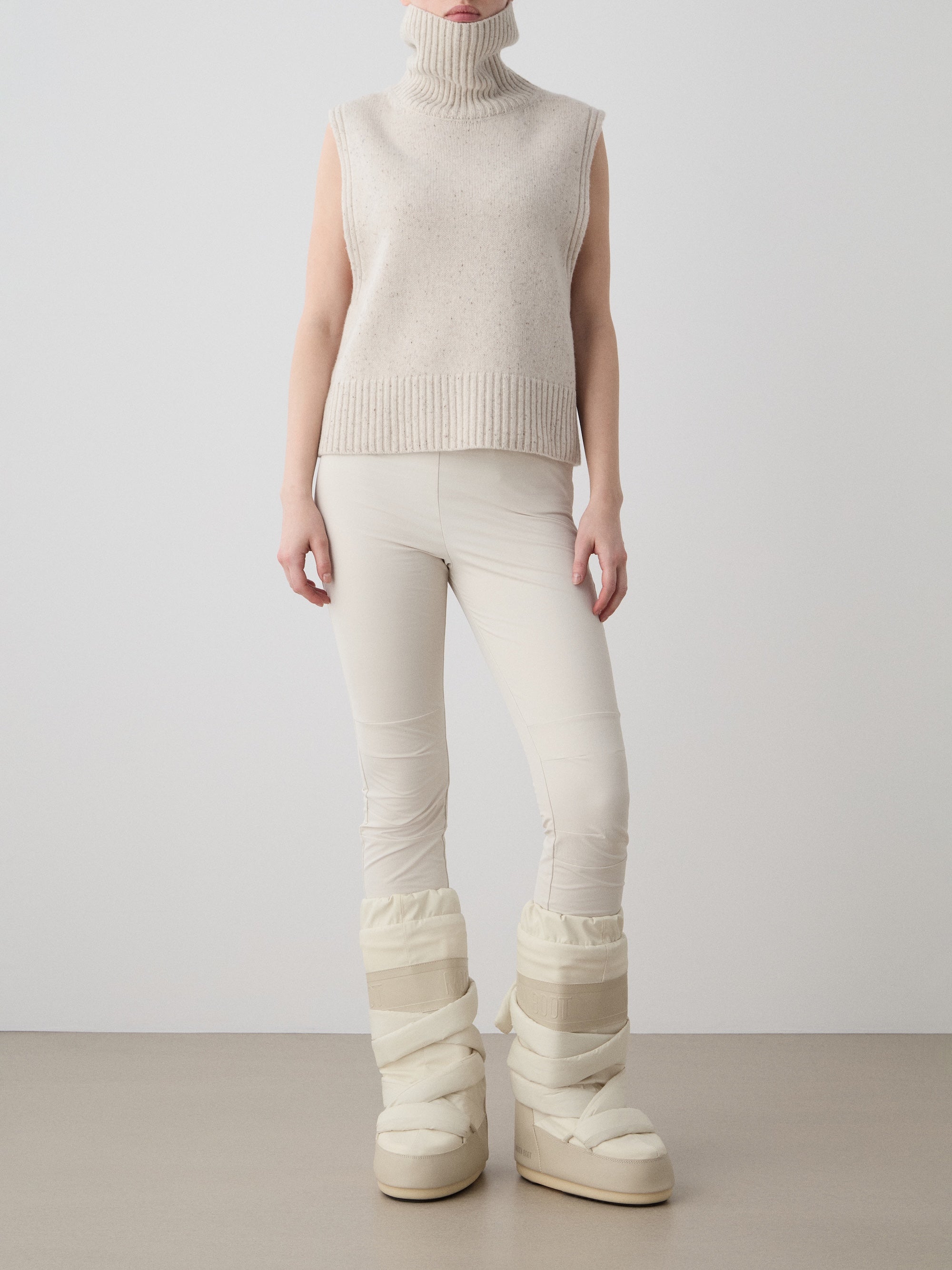 Highland Vest women