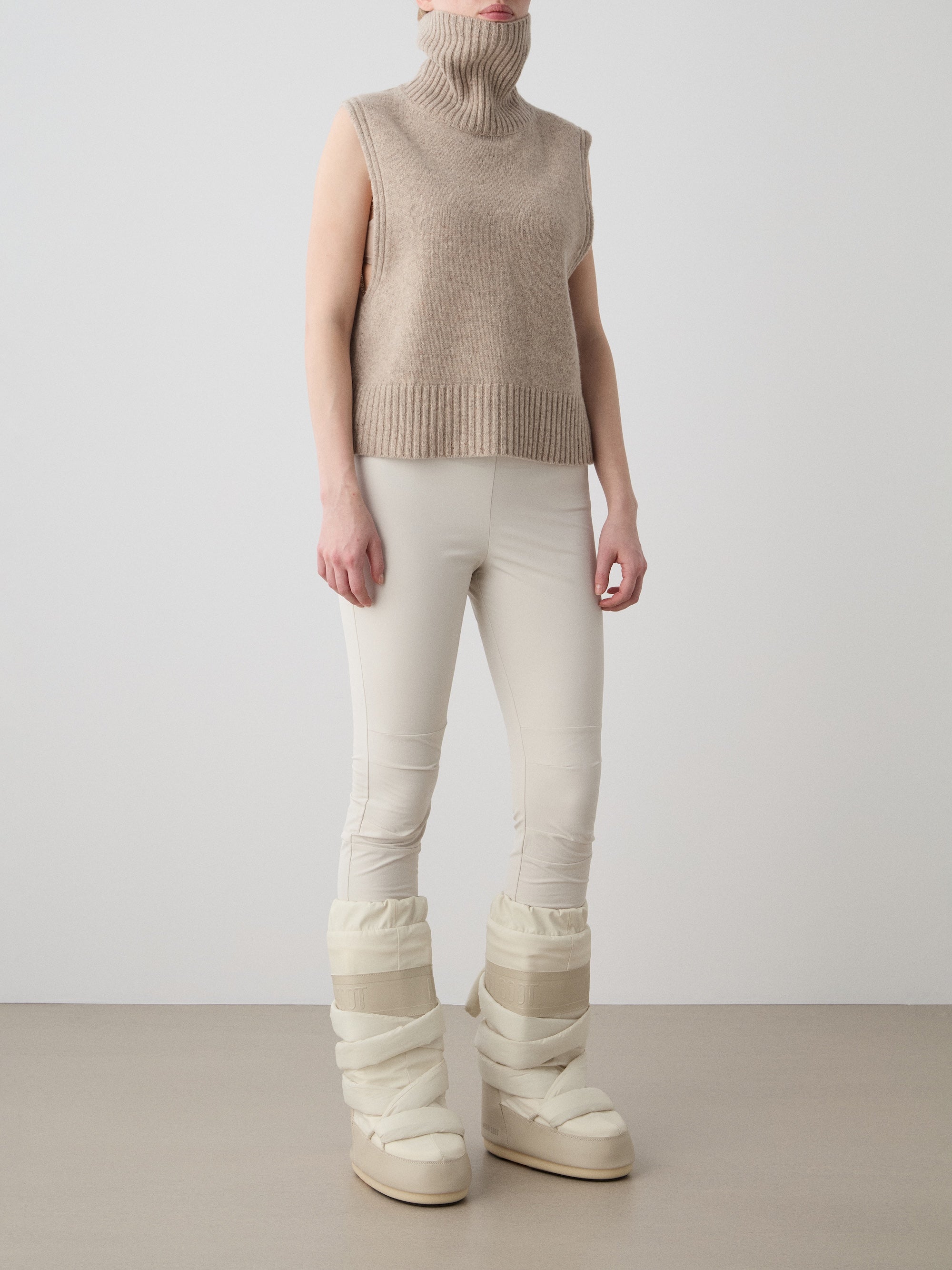 Highland Vest women