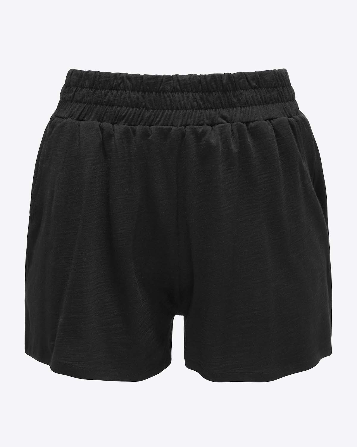 Skog Shorts Women Black